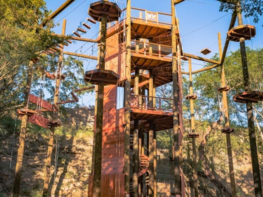 Parc del Cràter de Coral: Torre d'Aventura