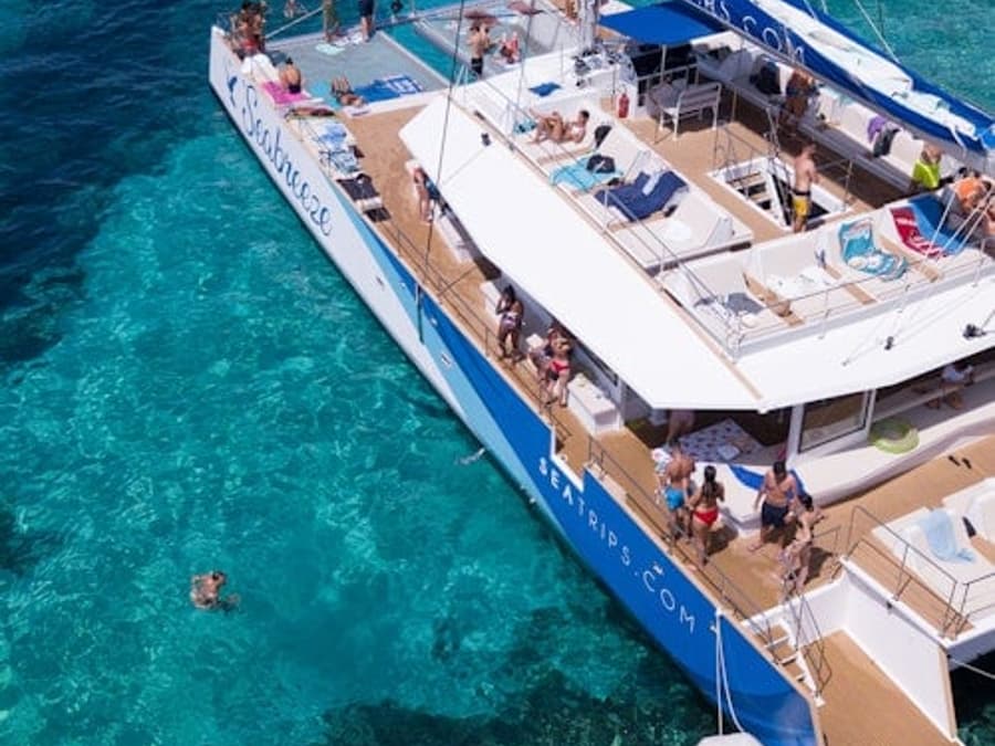 Comino: Blue Lagoon Day Trip and Catamaran Sailing