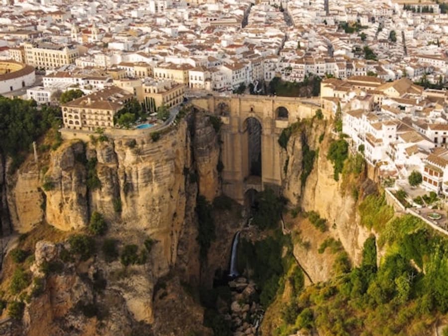 Ronda: Ginabayang Araw na Paglalakbay mula Granada