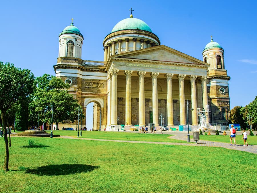 From Budapest: Danube Bend Day Trip with Lunch