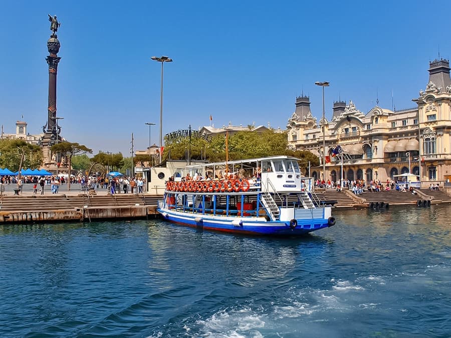 Barcelona Las Golondrinas Sightseeing Cruise