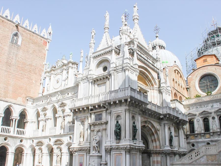 Absolute Venice - Doge's Palace, St Mark's Basilica & More with Priority Access