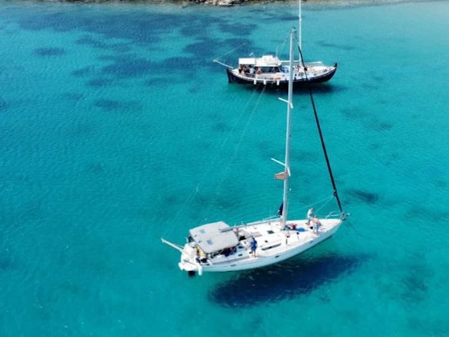 Chuyến Thám Hiểm Bãi Biển Mykonos & Rhenia: Du Thuyền Ngắm Hoàng Hôn + Bữa Tối