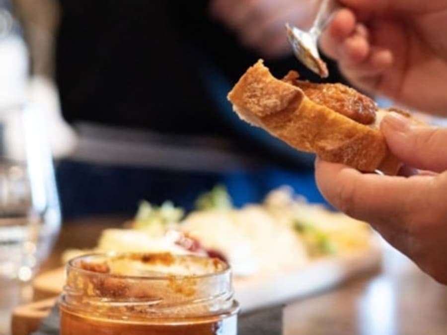 Chartrons Bordeaux: Tour Gastronómico en el Distrito del Vino