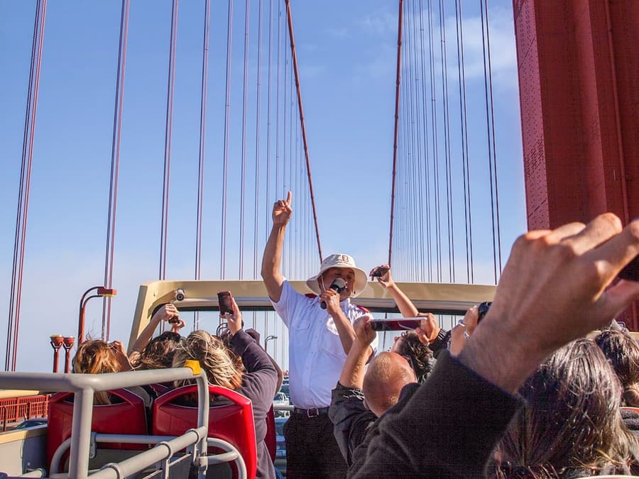 Combo: San Francisco Hop-on Hop-off Bus Tour + Golden Gate Bay & Alcatraz Cruise Tickets