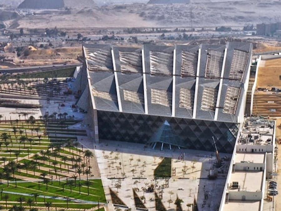 Grand Egyptian Museum & Giza Pyramids: Guided Tour + Lunch + Transfer