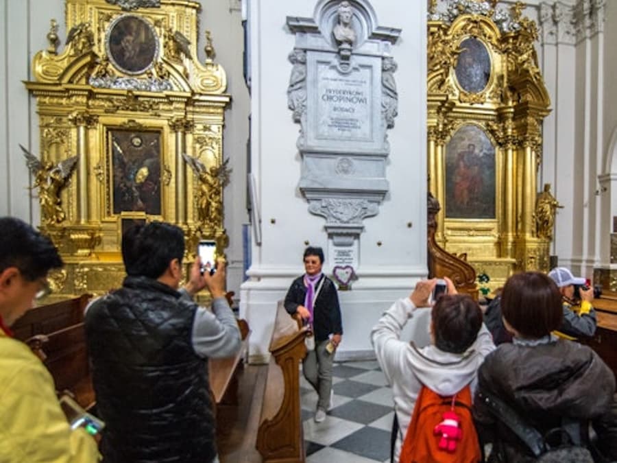 Warsaw: Guided Walking Tour with Fryderyk Chopin Museum & Concert