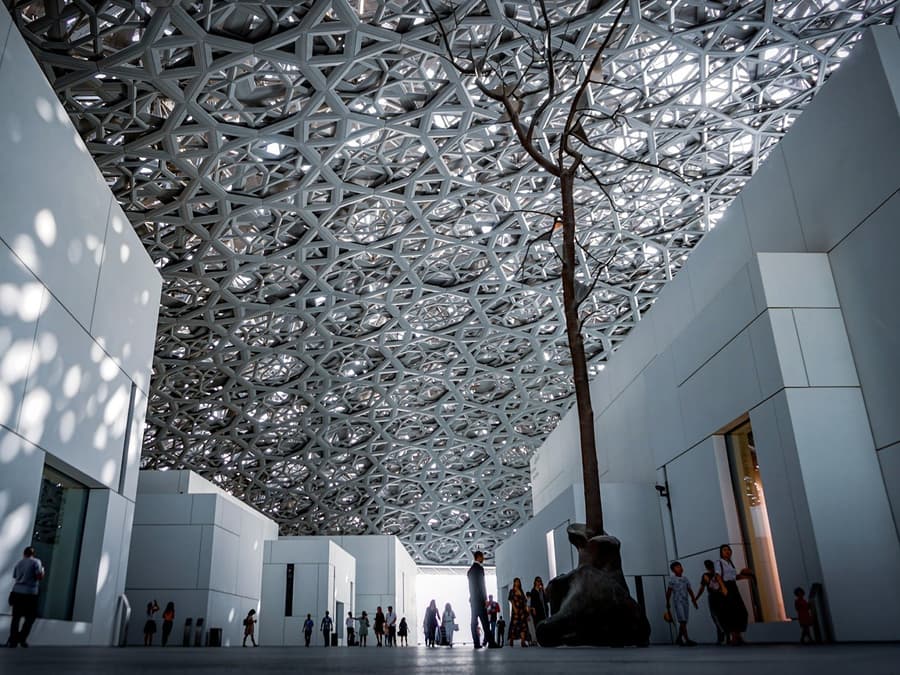 Des de Dubai: Tour per la ciutat d'Abu Dhabi amb el Museu del Louvre i la Gran Mesquita Sheikh Zayed