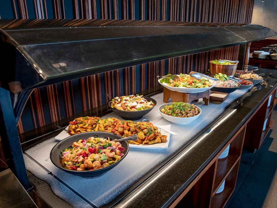 Te Puia: Te Pō Combo with Guided Tour, Cultural Performance & Hangi Buffet Dinner