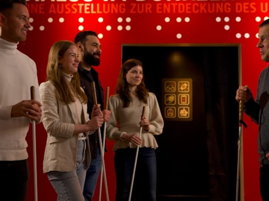 Dialogue in the Dark & Dialogue Lab: Guided Tour