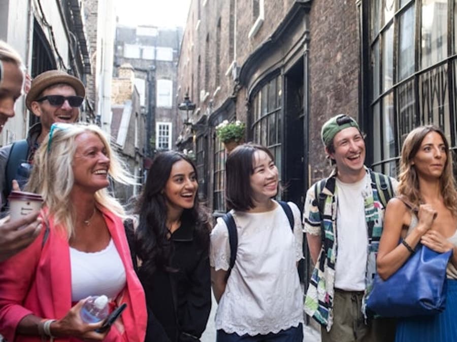 Londra: tour a piedi guidato di Harry Potter + biglietto Fast Track per il London Eye