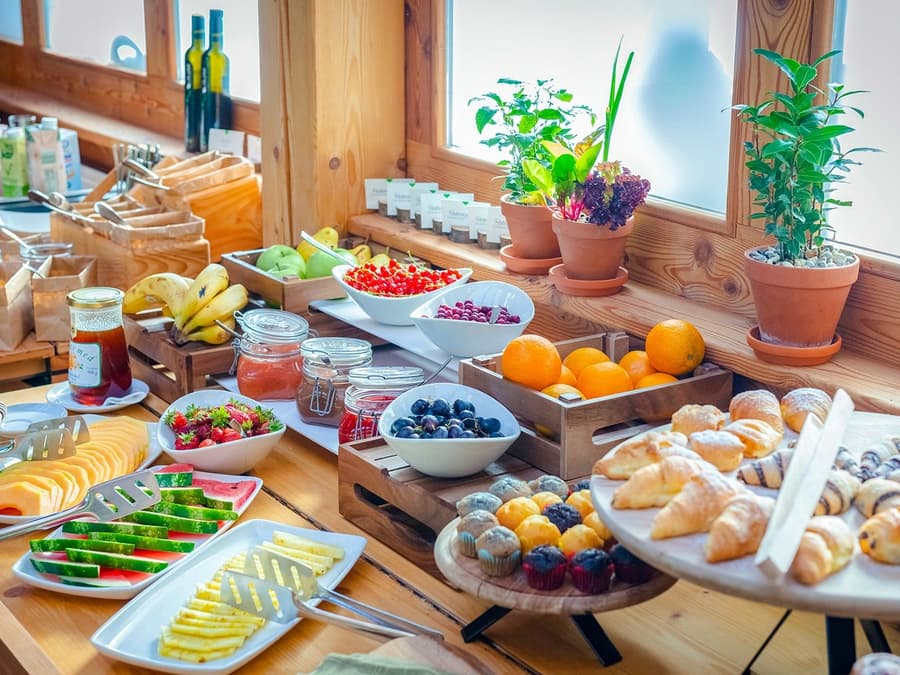 Bali Zoo Tickets + Breakfast with Orangutans