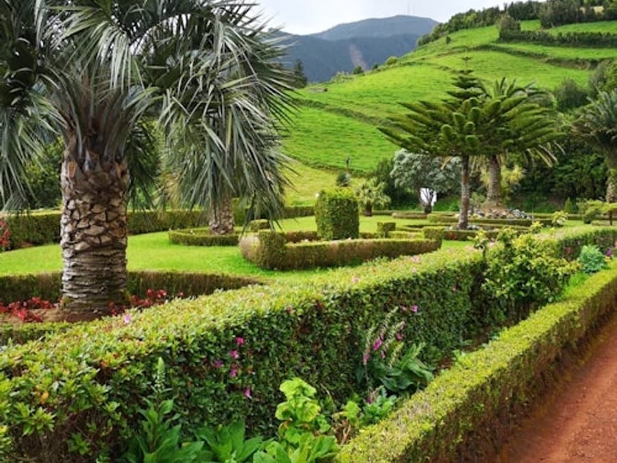 Nordeste: Waterfall, Hot Spring & Viewpoints Guided Tour