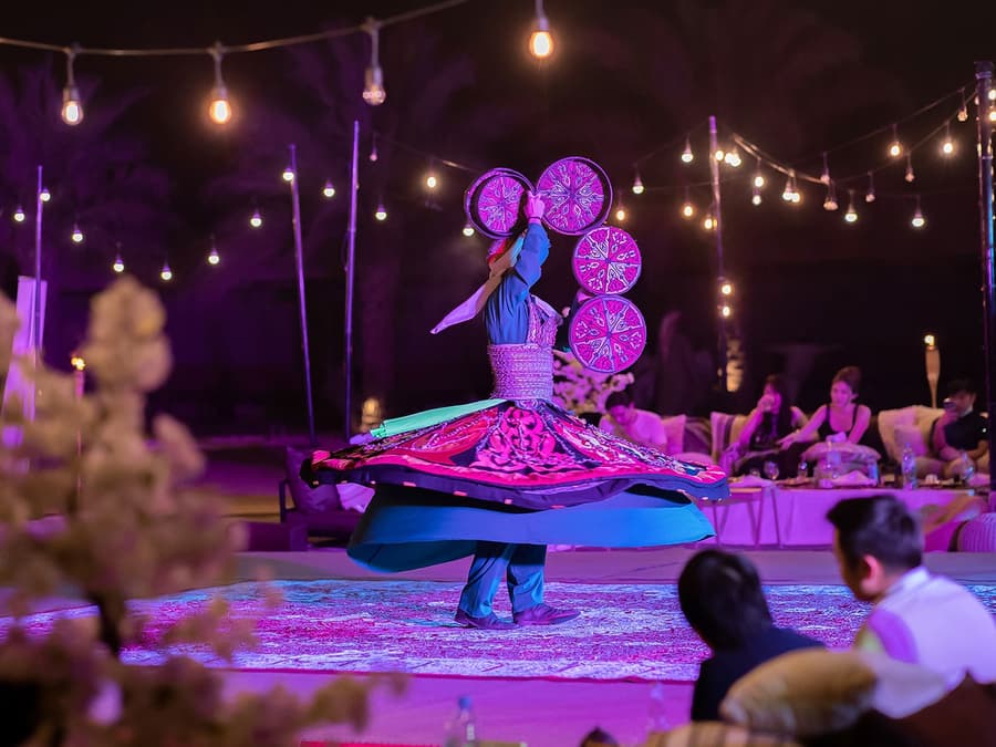 Abu Dhabi Overnight Desert Safari with Dune Bashing, BBQ Dinner & Camp Stay