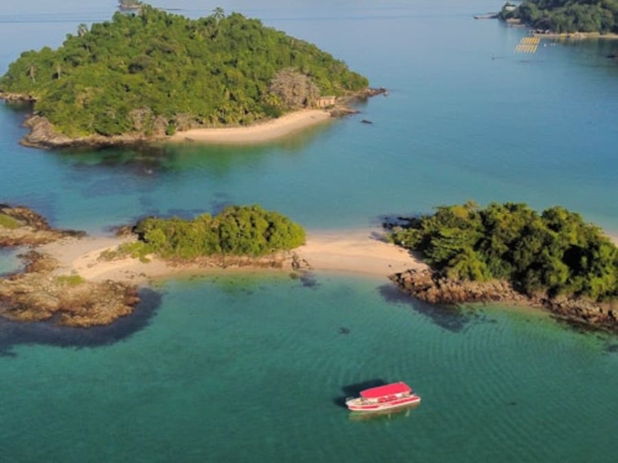 Angra dos Reis & Ilha Grande: Guided Tour from Rio de Janeiro + Schooner Cruise