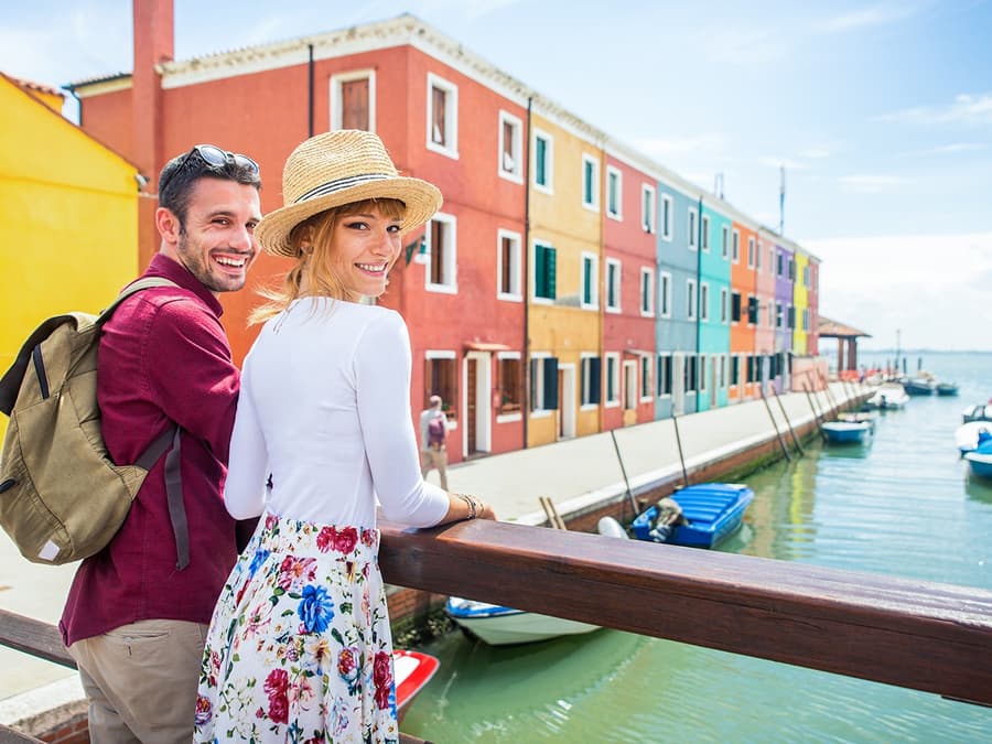 Tour en vaixell per les Illes Murano i Burano amb demostració de bufat de vidre