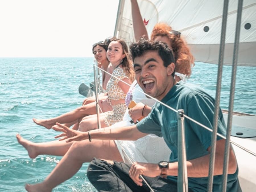 Barcelona: Small Group Afternoon or Sunset Yacht Sailing
