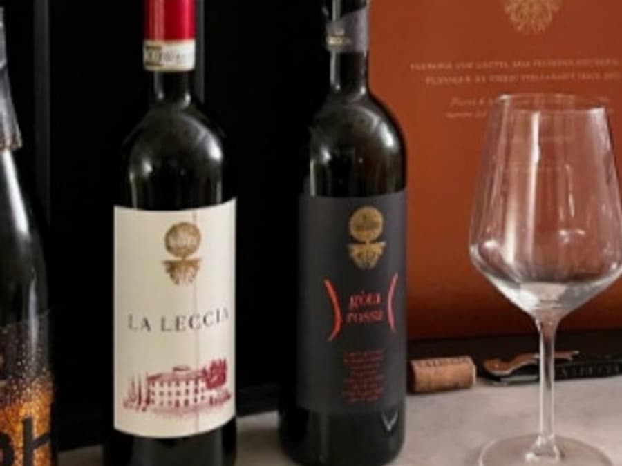 Florence: Wine Tasting at a Historical “Palazzo”