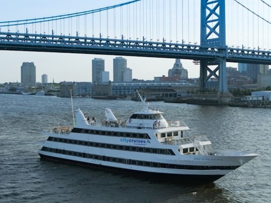 Philadelphia: Buffet Lunch Cruise
