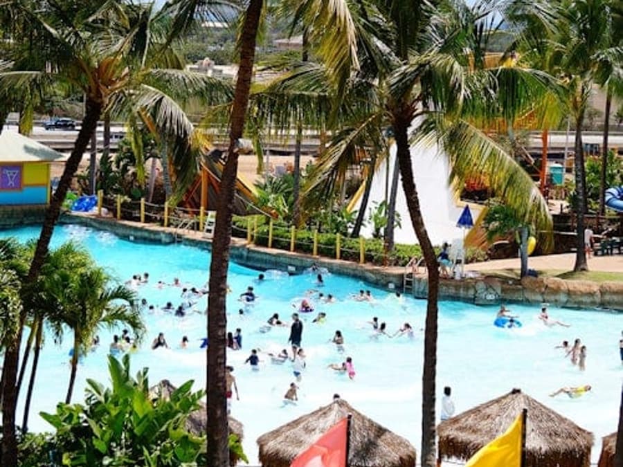 Parc Coral Crater i Wet 'n' Wild Hawaii: Zip & Dip + Transport des de Waikiki