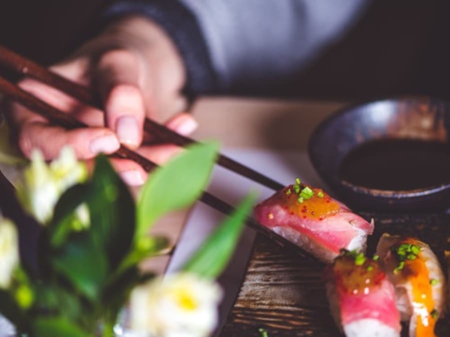 Düsseldorf: Sushi, Sake & Little Tokyo Tour