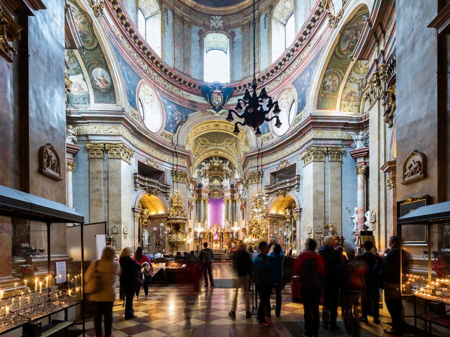Gereja St. Peter: Konsert Ensemble Klasik Vienna