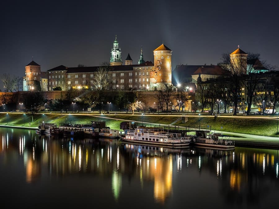 Krakow Vistula River Evening/Nighttime Sightseeing Cruise