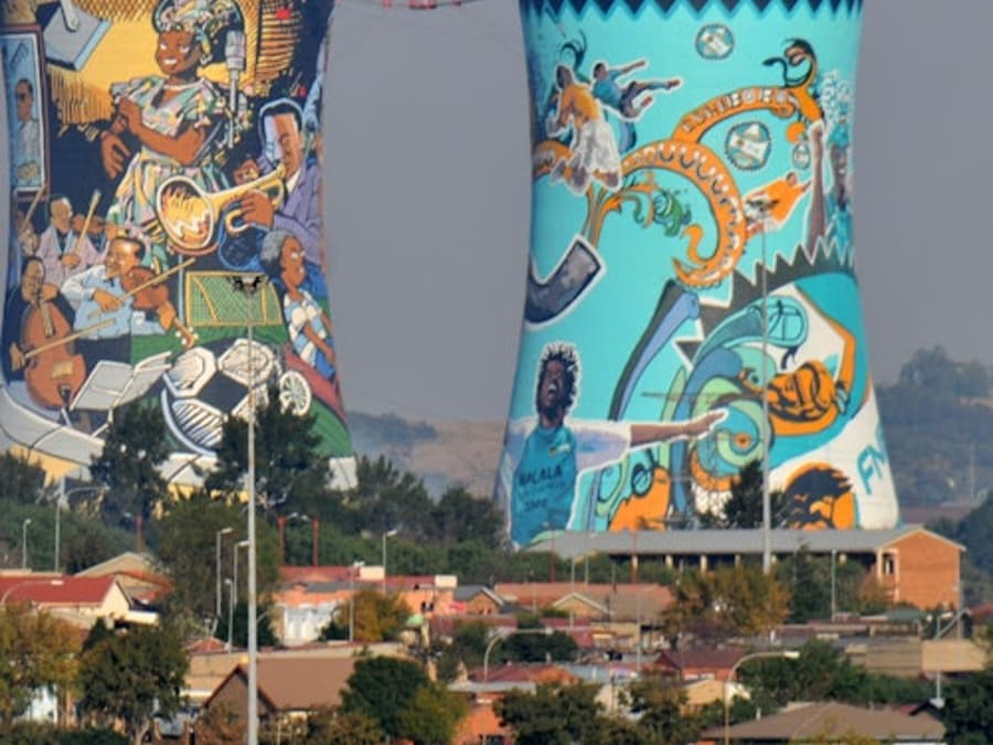 Johannesburg: Hop-on Hop-off Soweto Tour