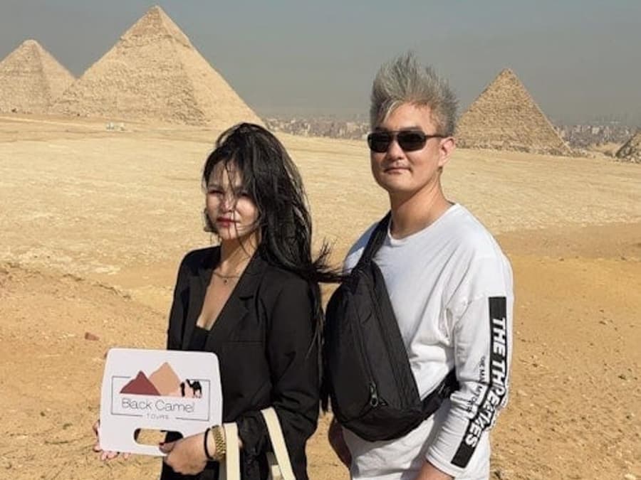 Giza Pyramids, Egyptian Museum & Khan el-Khalili: Day Tour with Lunch