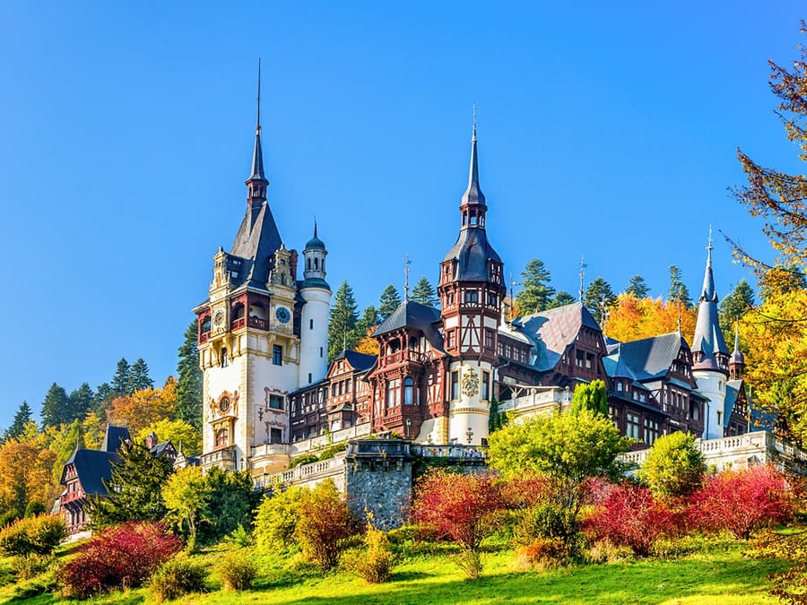 From Bucharest: Bran Castle, Peles Castle & Brasov Full-Day Guided Tour