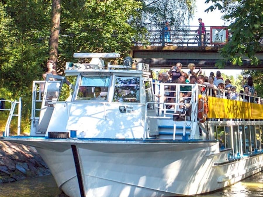Helsinki: Beautiful Canal Cruise