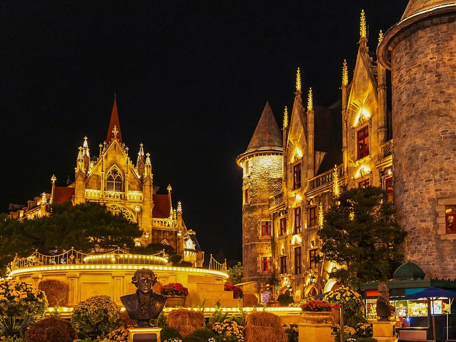 Night Ticket to Sun World Ba Na Hills + Transfers & Dinner