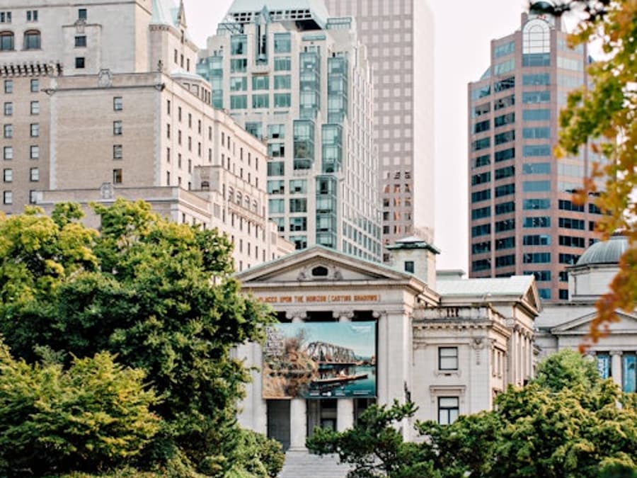 Vancouver: Tour Guiat amb Autobús, Entrada al Mirador i Volta a Peu pel Parc Stanley