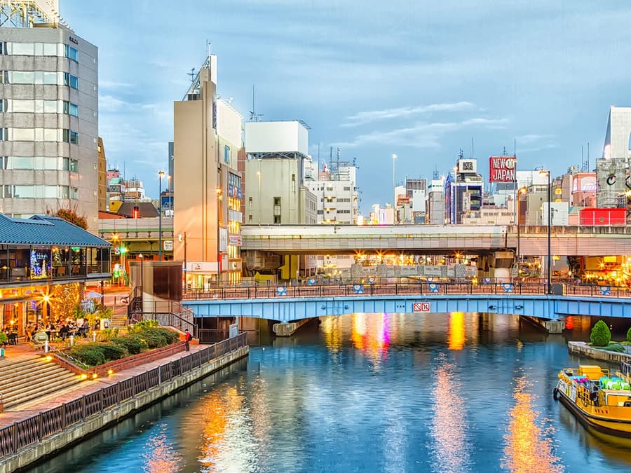 Osaka: Shinsaibashi, Dotonbori & Namba 60-Min Go-Karting Experience by STREETKART