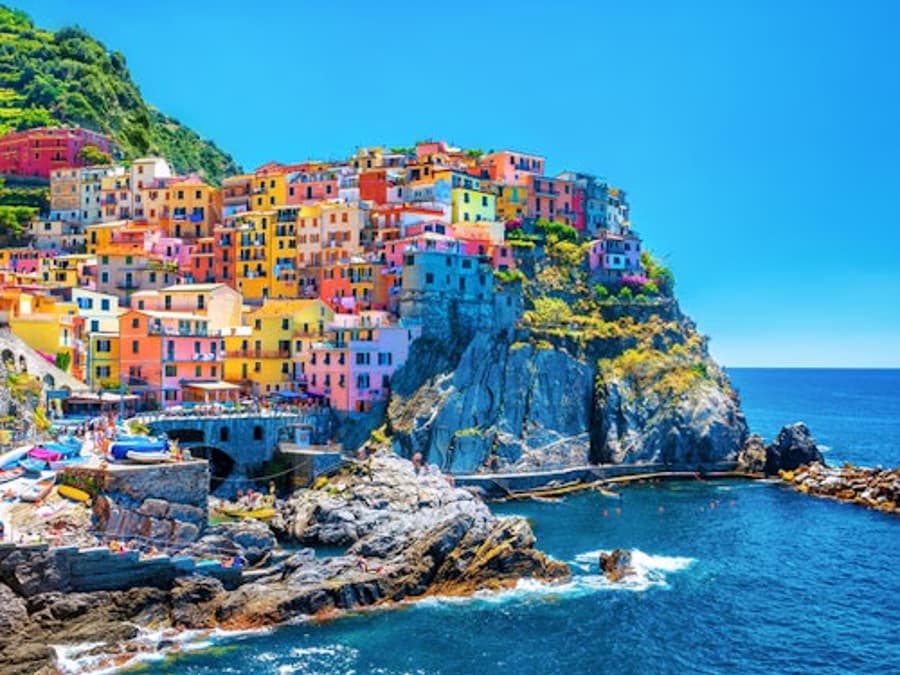 Cinque Terre Boat Tour + Snorkeling + Lunch in Monterosso