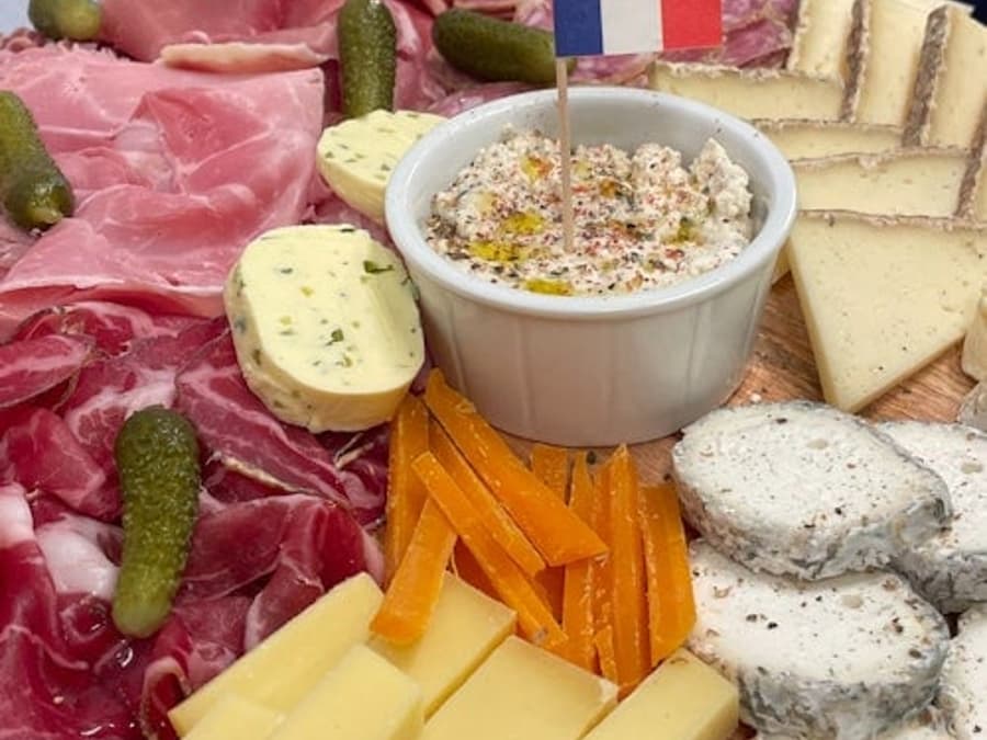 Lyon: Guided Food Tour