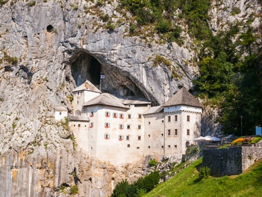Lake Bled, Postojna Cave & Predjama Castle: Full Day Tour from Ljubljana
