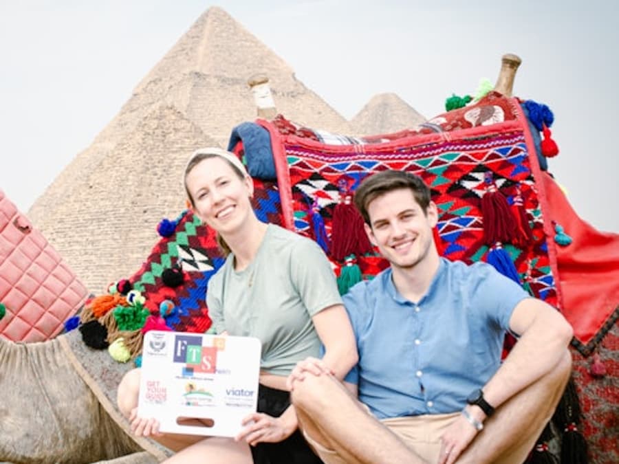 Giza Pyramids & Sphinx: Guided Tour + Transfers + Lunch + Camel Ride