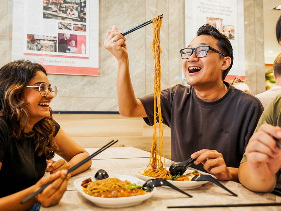 Tour Guiado de Comida Michelin e de Vendedores Locais