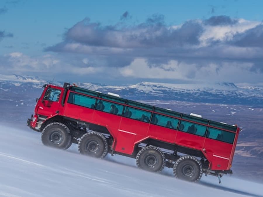 Islanda: Tur cu Monster Truck la Peșteri de Gheață și Ghețar de la Gullfoss