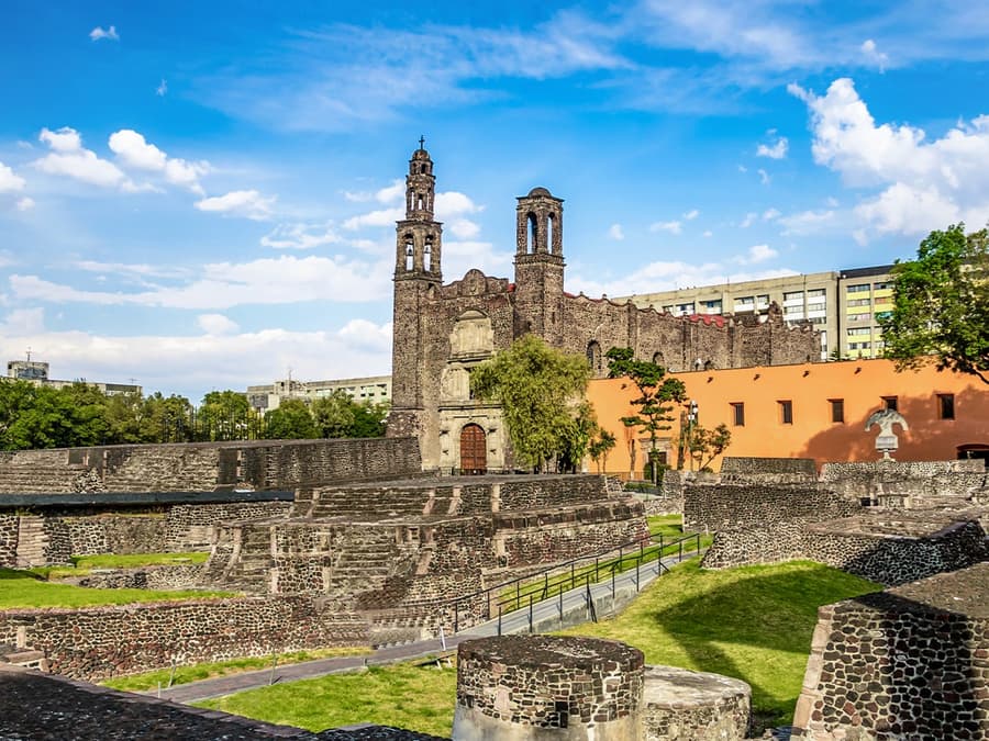 From Mexico City: Teotihuacán, Guadalupe Shrine & Tlatelolco Full-Day Tour