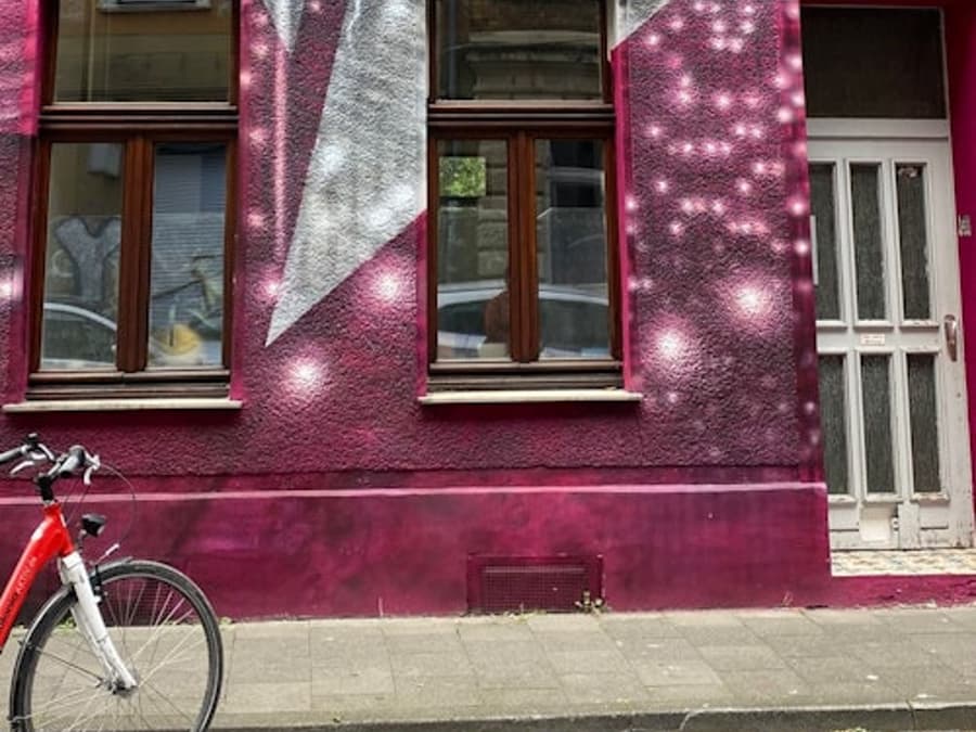 Steetart cyklo tour po Kolíně (anglicky)