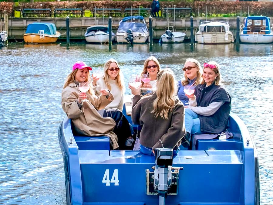 1/2/3-Hour Copenhagen Small Boat Rental