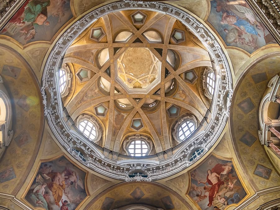 ત્રીજના લોકોની ટિકિટો Royal Palace of Turin Skip-the-Line