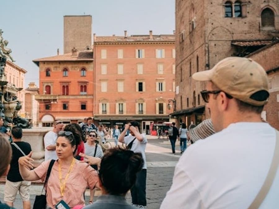 Bologna: Guided Walking Tour + Archiginnasio & Clock Tower Entry