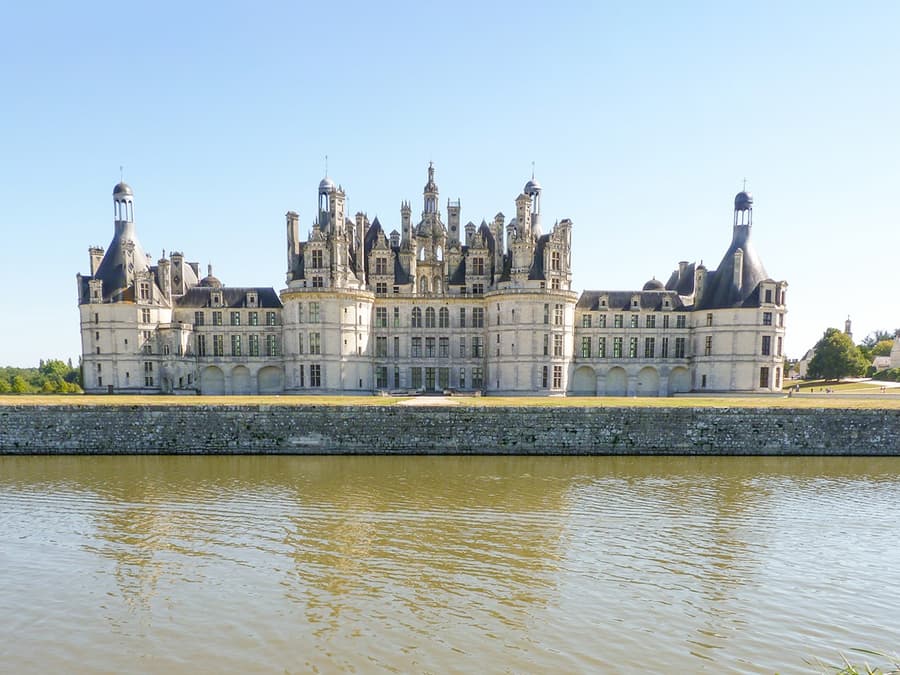 From Tours or Amboise: Chambord E-Bike Guided Tour