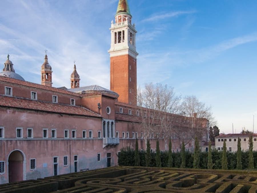 San Giorgio Maggiore Island: Borges Labyrinth