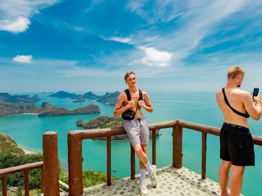 Ang Thong Marine Park: Guided Kayaking & Snorkeling Tour from Koh Samui + Meal