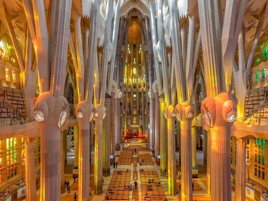 Sagrada Familia Fast-Track Tickets