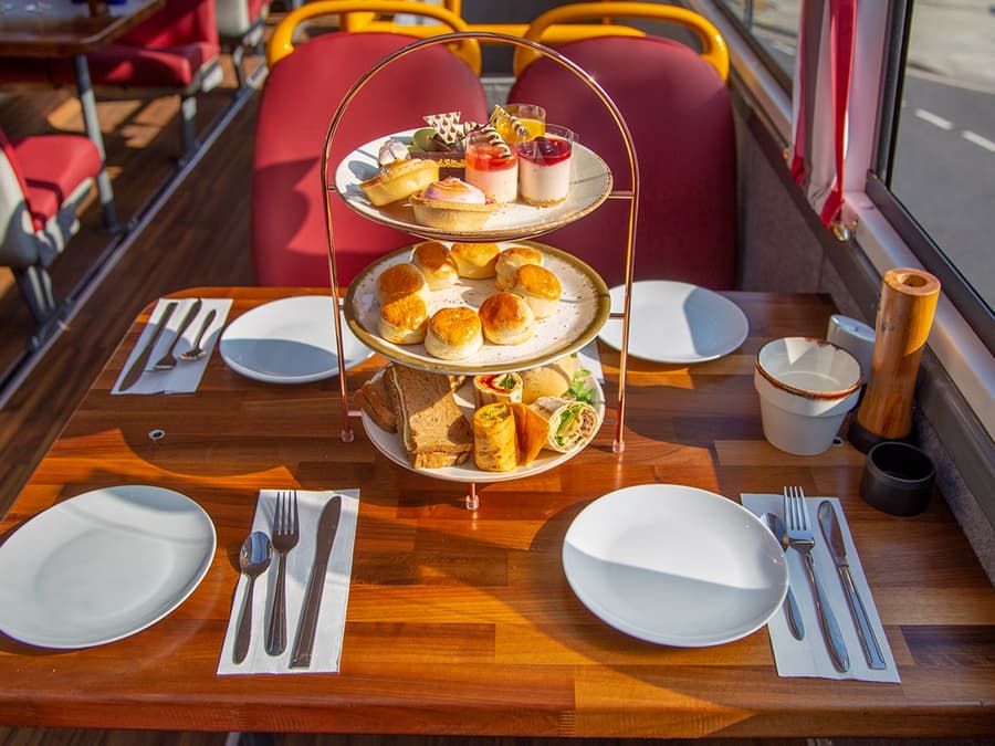 Golden Tours: Central London Afternoon Tea Bus Tour